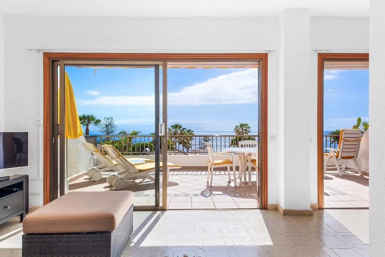 Vacation Home With Stunning Ocean View Puerto de Santiago  Spanje